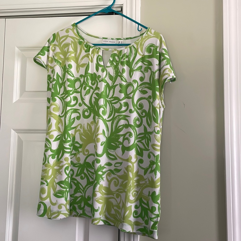 Like new Susan Graver top size large